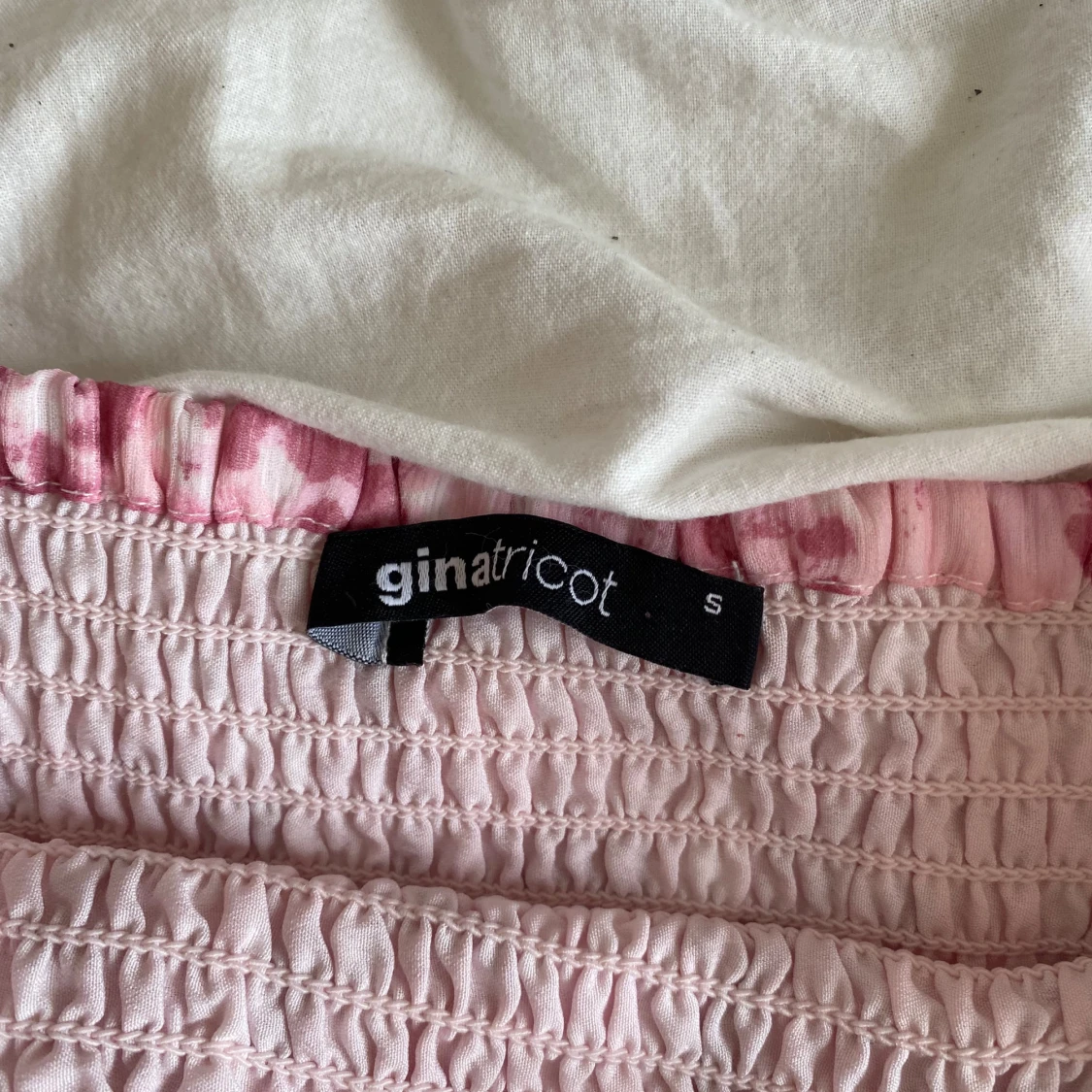 Rosa volangkjol från Gina Tricot - 2