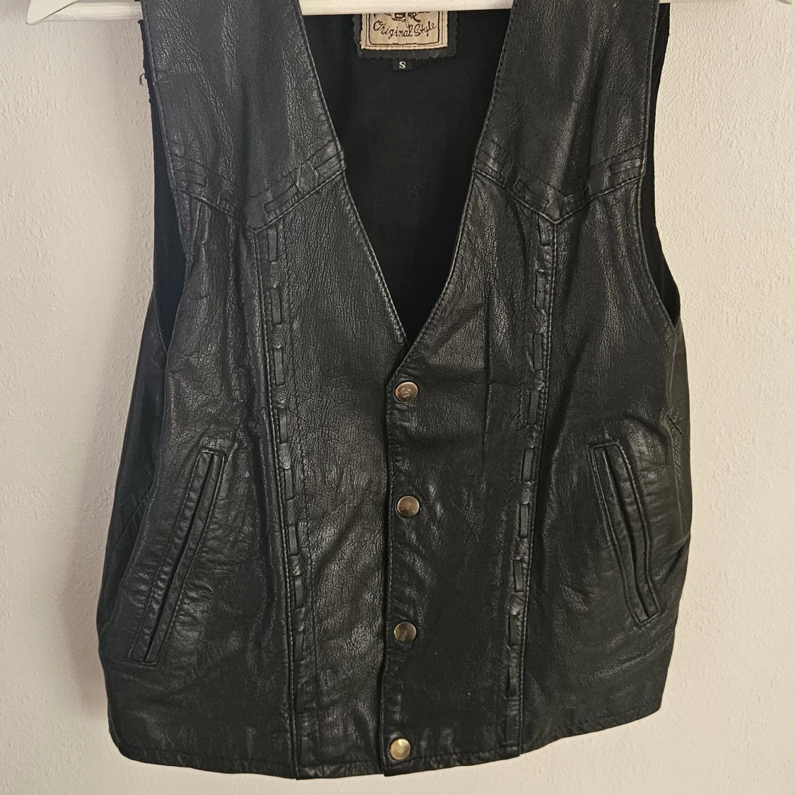Svart skinnväst från Original Style