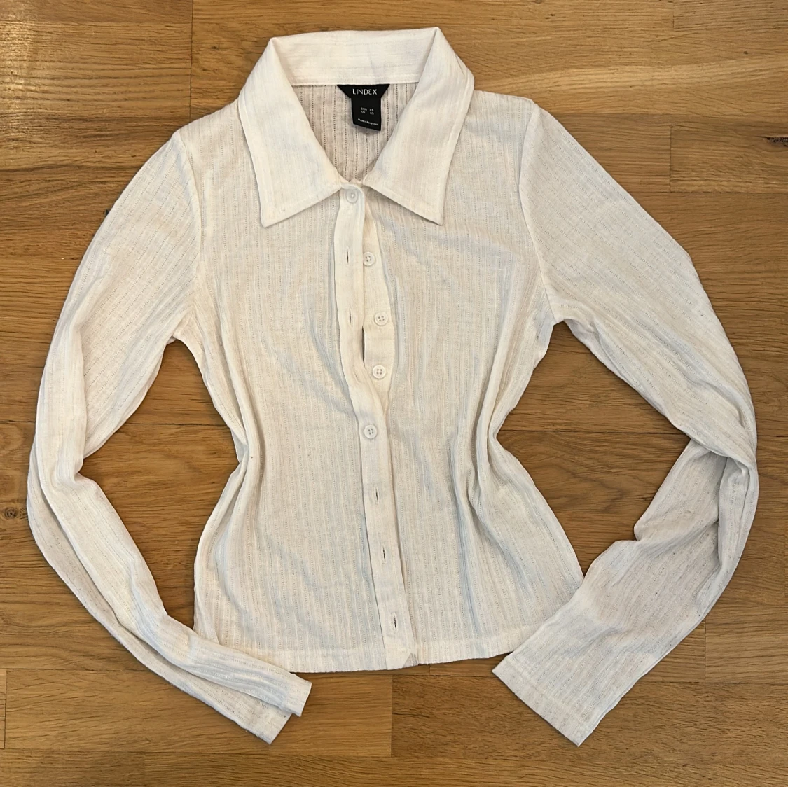 Vit ribbad skjorta från Lindex XS