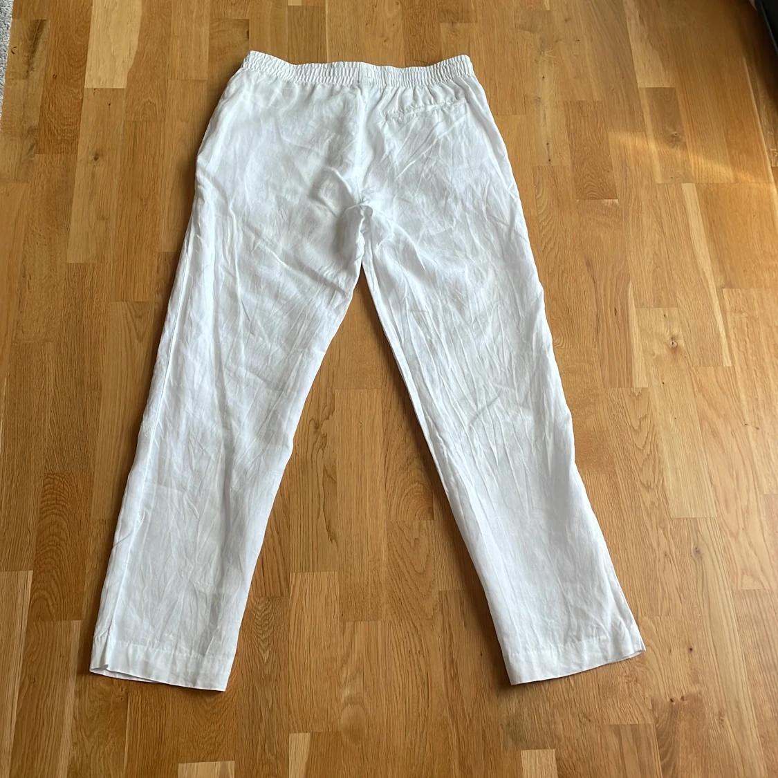 Vita linnebyxor från H&M - 1