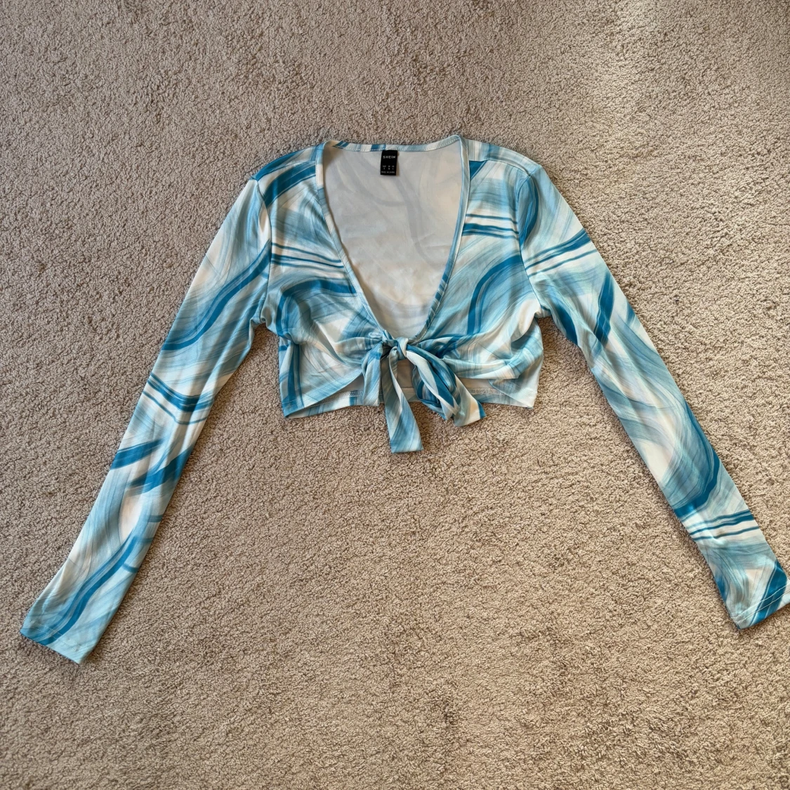 Blå topp / bolero med knytning 