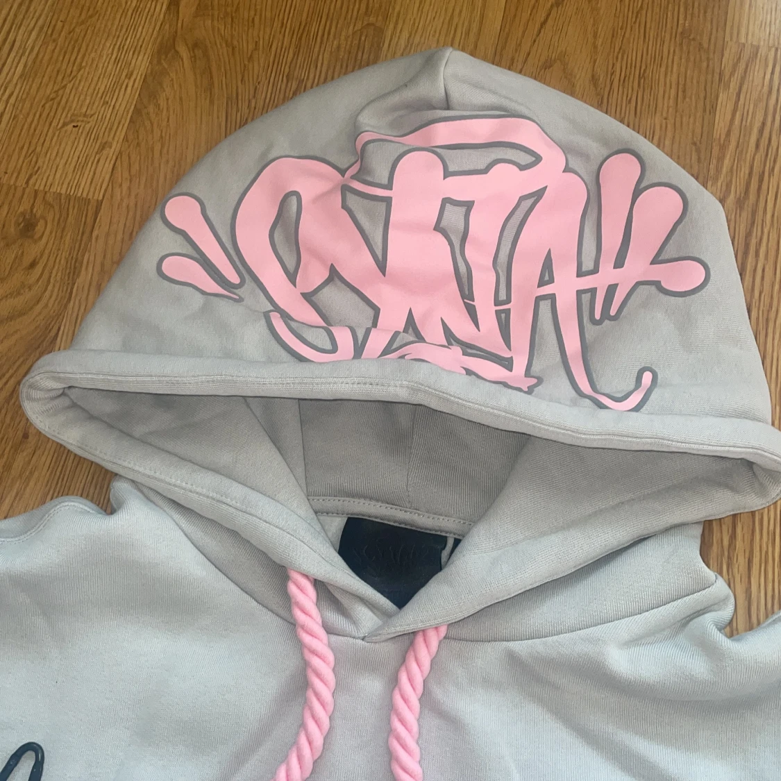 Syna world hoodie - 1