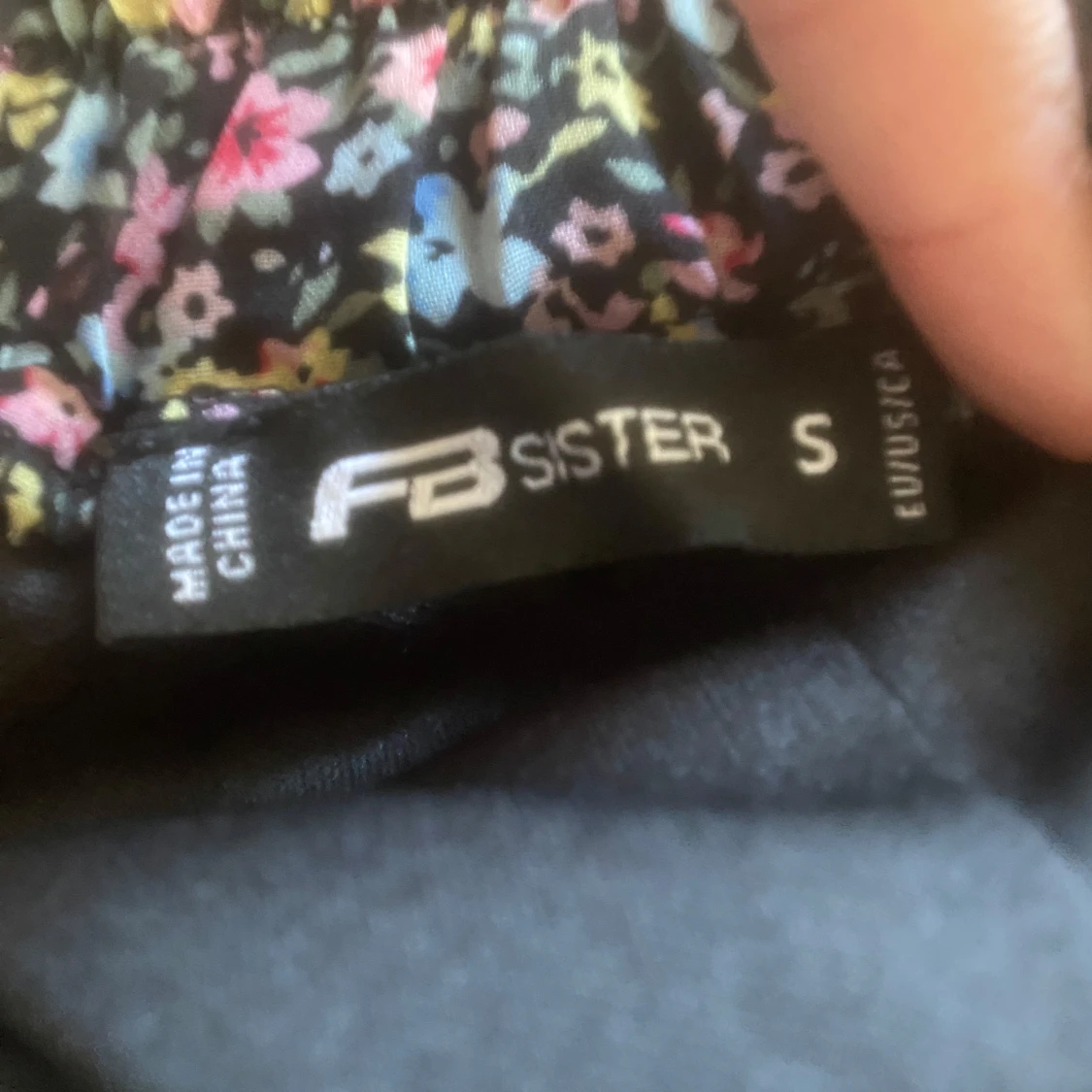 Blommig volangkjol från Sister - 1