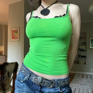 Söt topp - Söt grön topp🌺