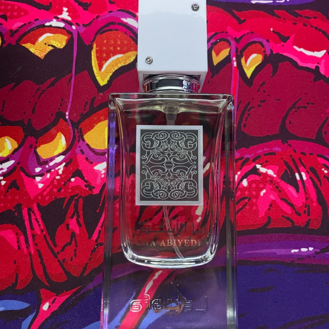 Parfym Hayaati och Ana Abiyedh från Lattafa - 1