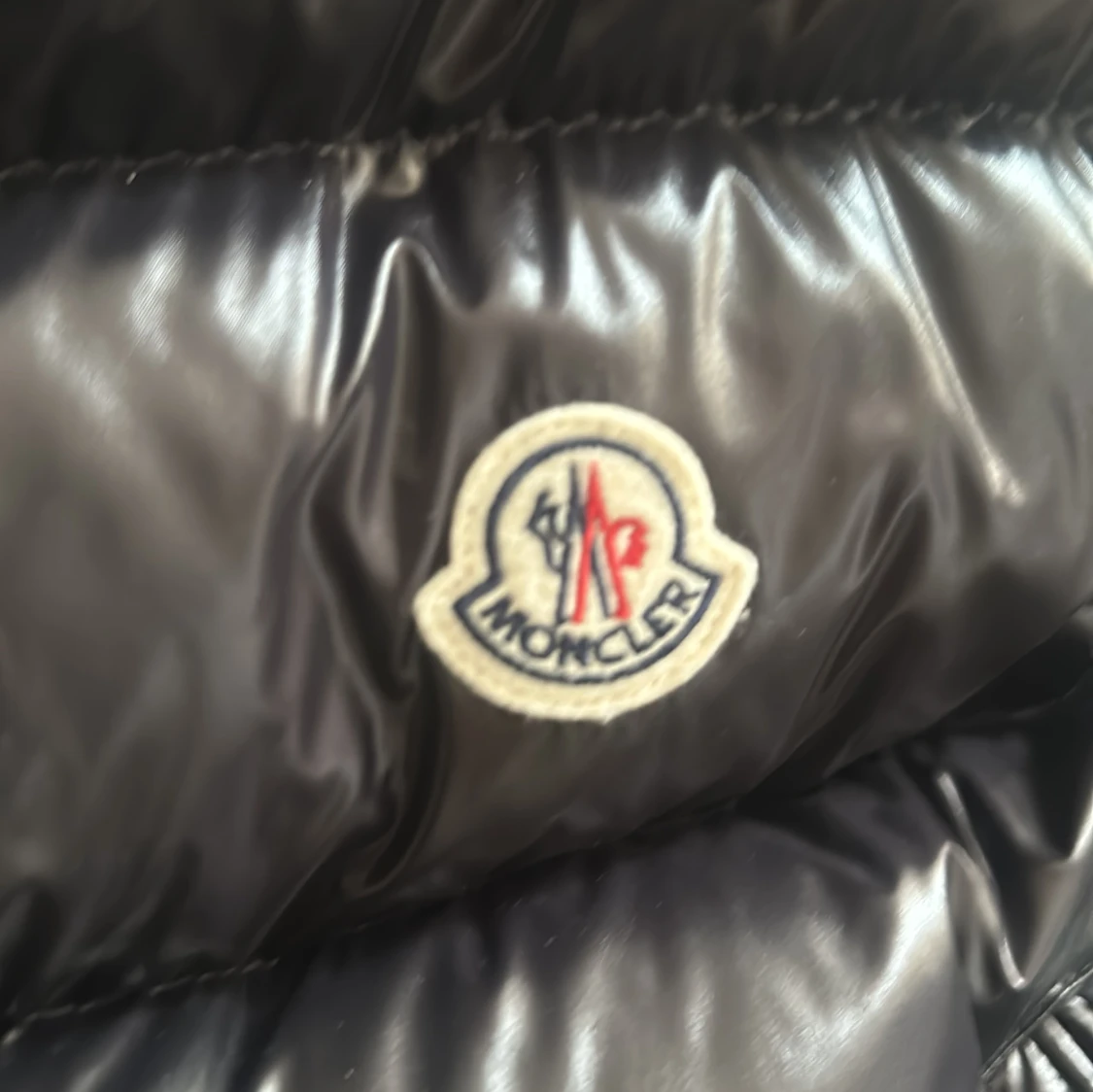 Svart dunväst från Moncler - 3