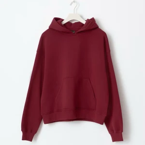 Vinröd hoodie  - Säljer denna super snygga vinröda hoodie från Gina, den har inga defekter eller liknande 