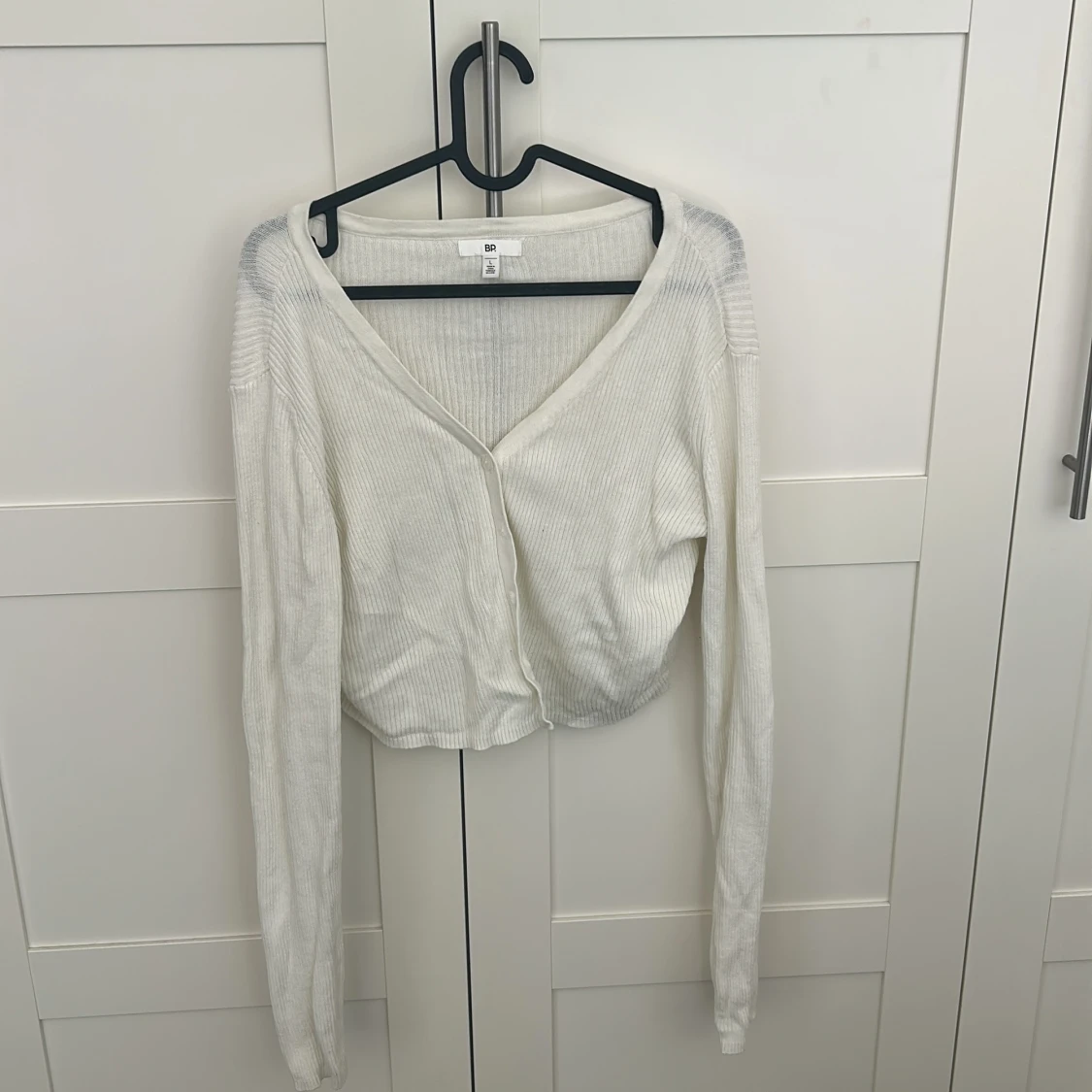 Vit croppad kofta från BP.