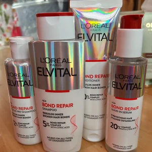Elvital Bond Repair!  - L'Oreal Elvital Bond Repair shampoo 250 ml, conditioner 200 ml, Pre-shampoo 250 ml & serum 200 ml. Nytt och oanvänt. 