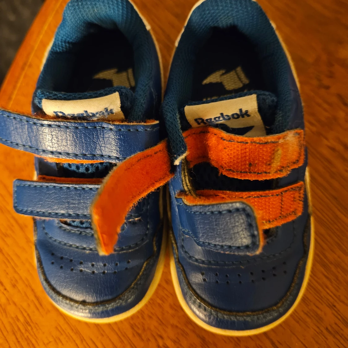 Blå barnskor från Reebok