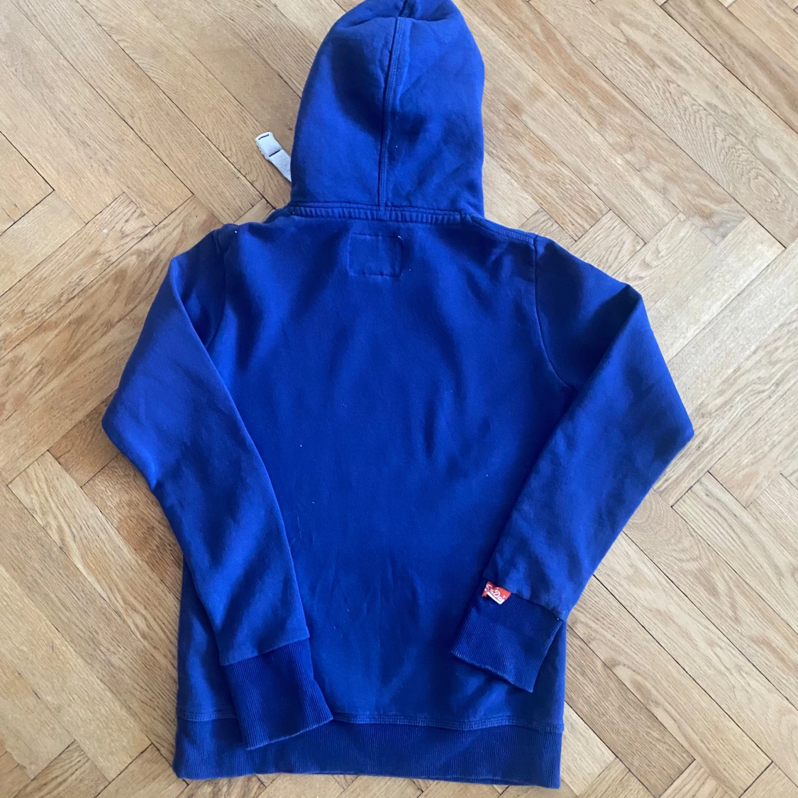 Blå hoodie från SuperDry - 1