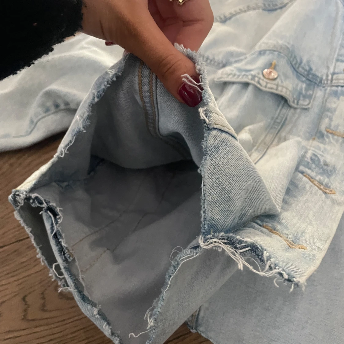 Ljusblå jeansjacka - 2