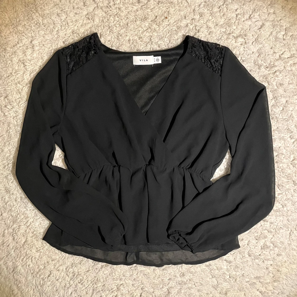 Svart blus från Vila - 1
