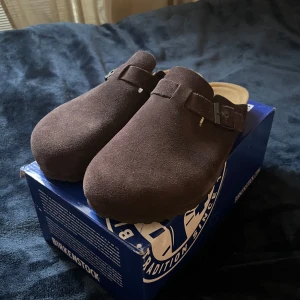 Birkenstock Boston - Säljer ett par sprillans nya Birkenstock Boston🌟