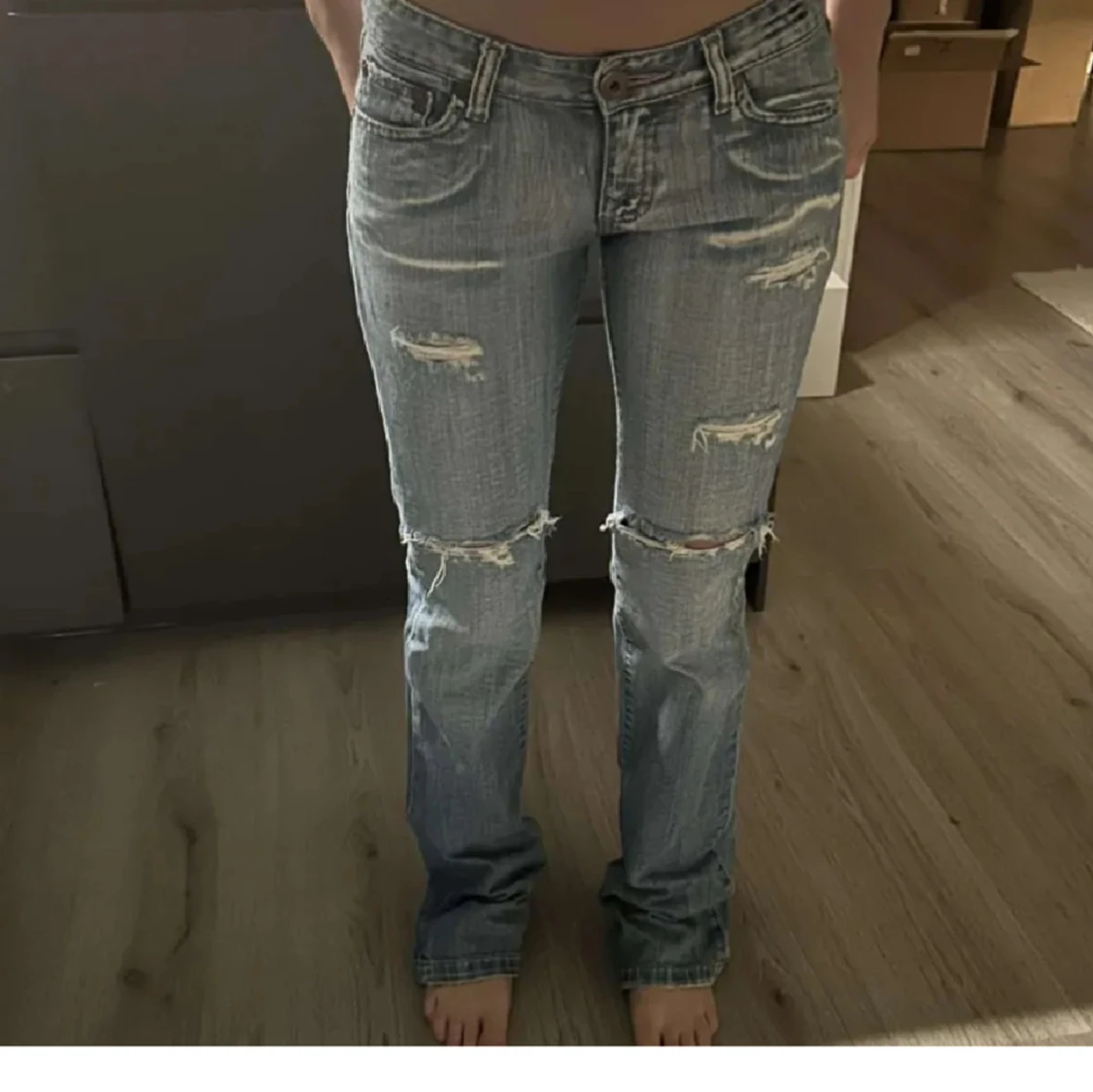 SUPER TRENDIGA LOWWAIST JEANS!