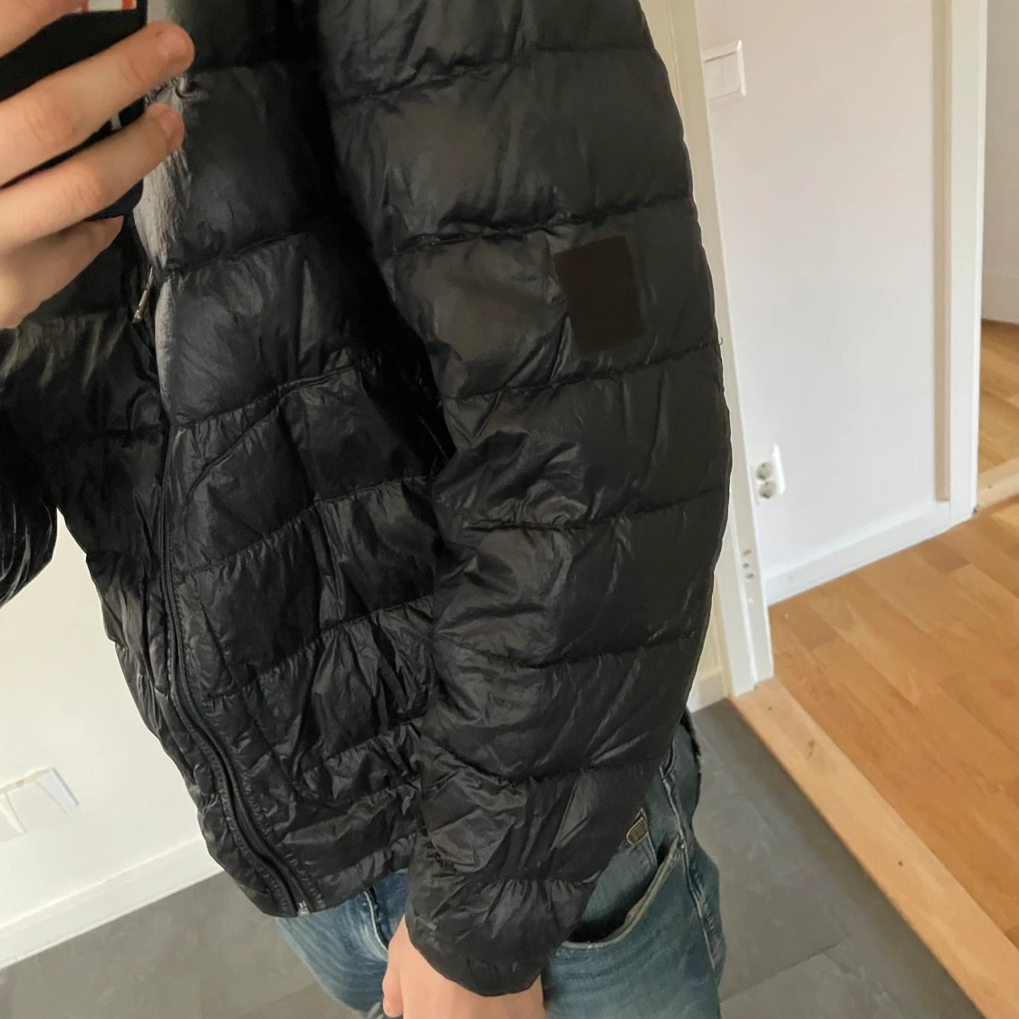 Svart pufferjacka från Moncler - 2