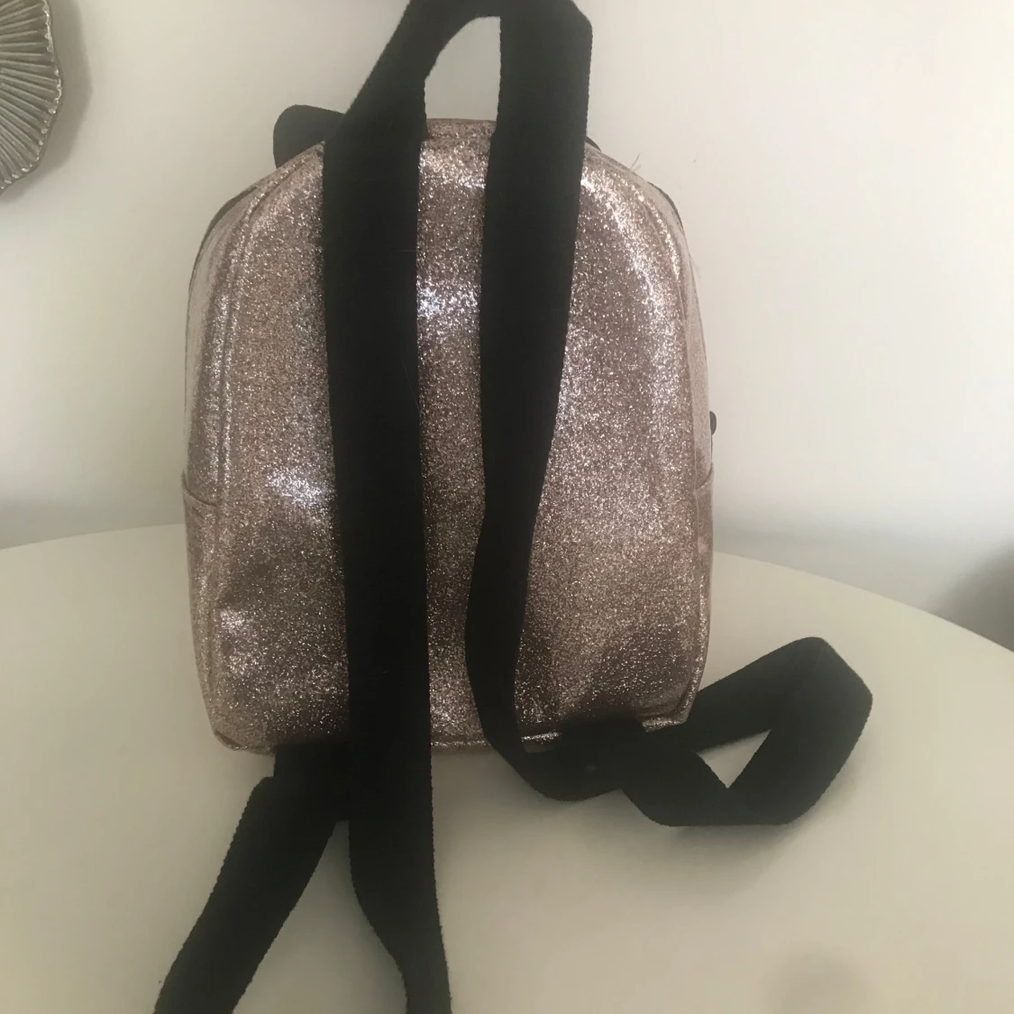 Glittrig ryggsäck med kattmotiv - 2