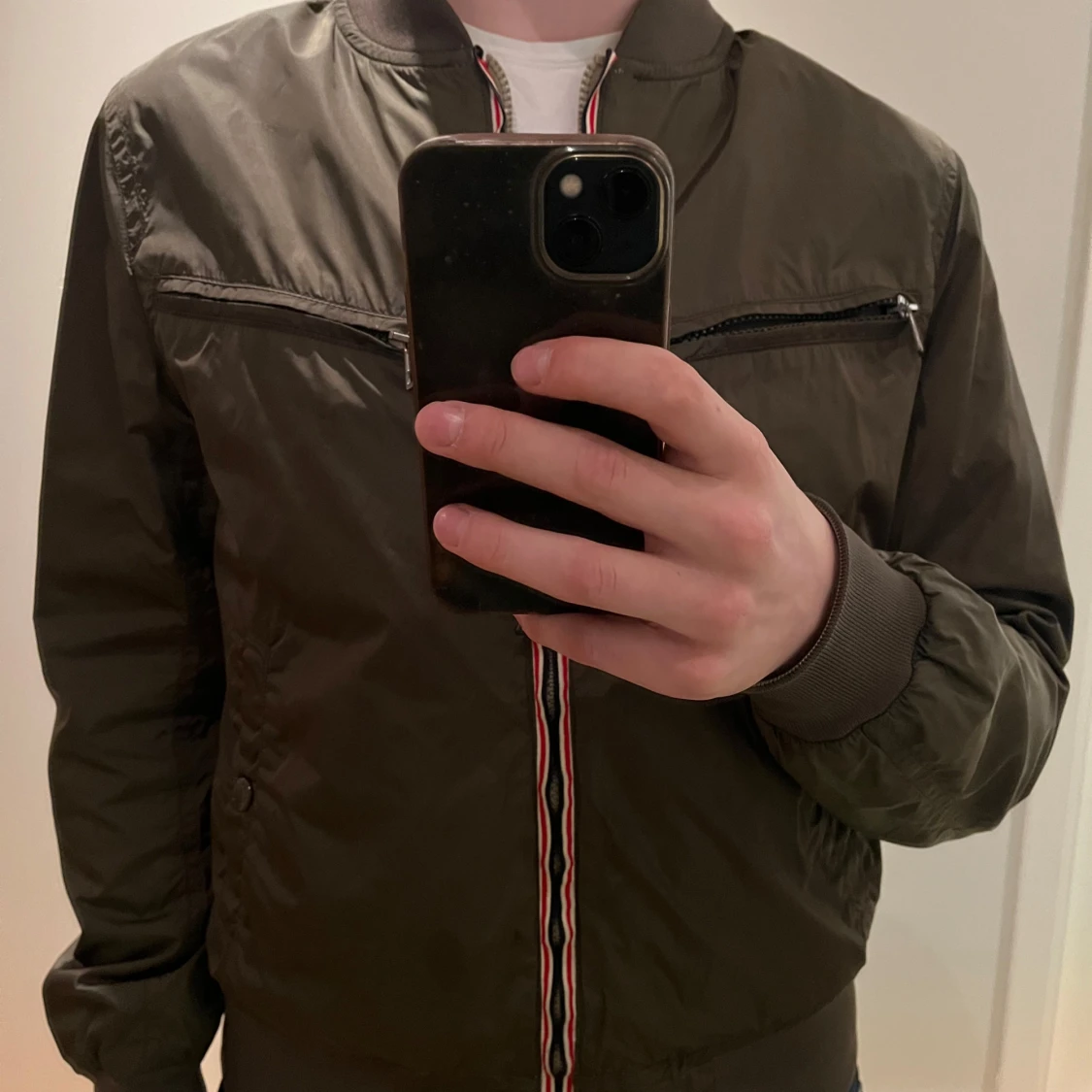 Olivgrön moncler jacka  - 2