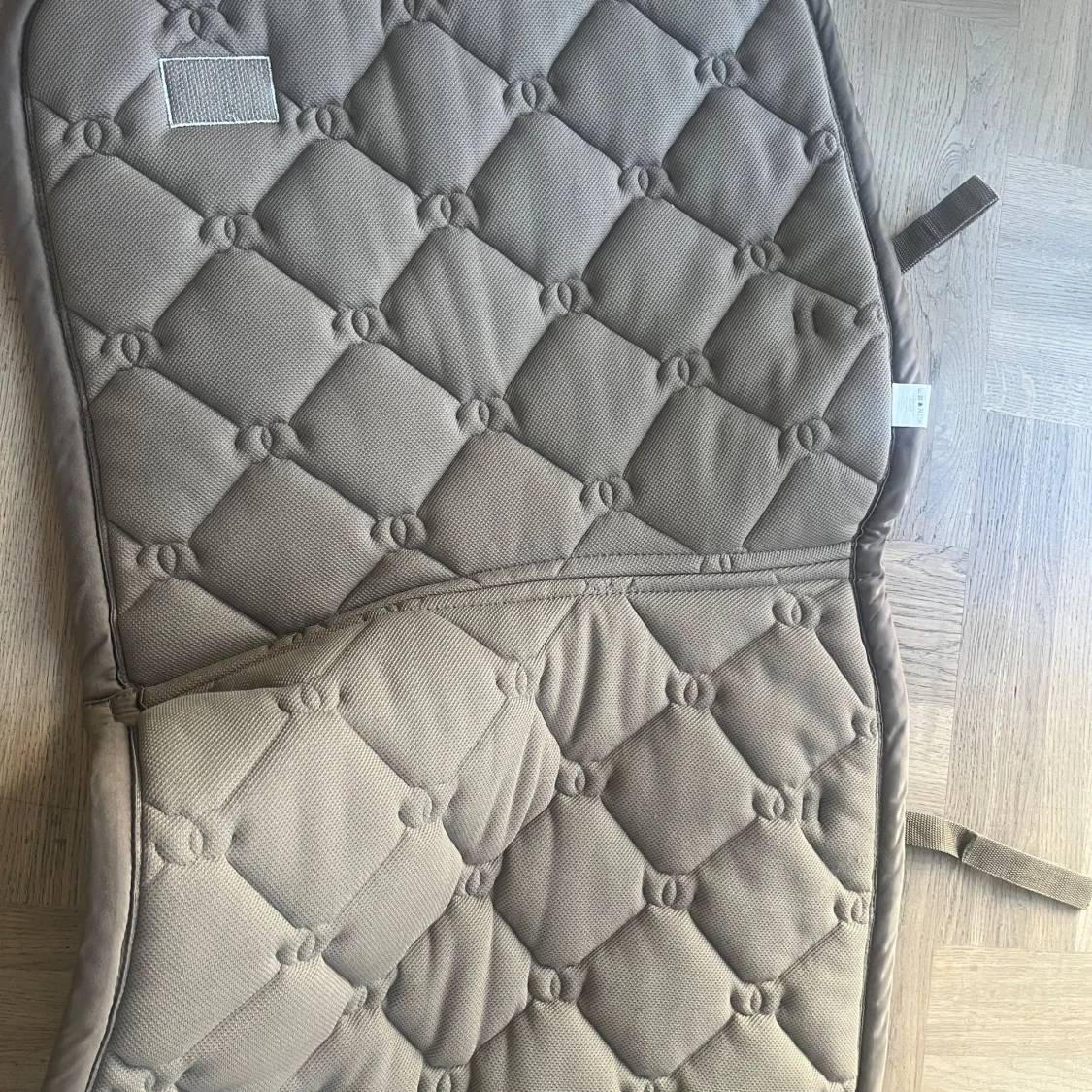 Equiestrian Stockholm Dressyrschabrak  - 1