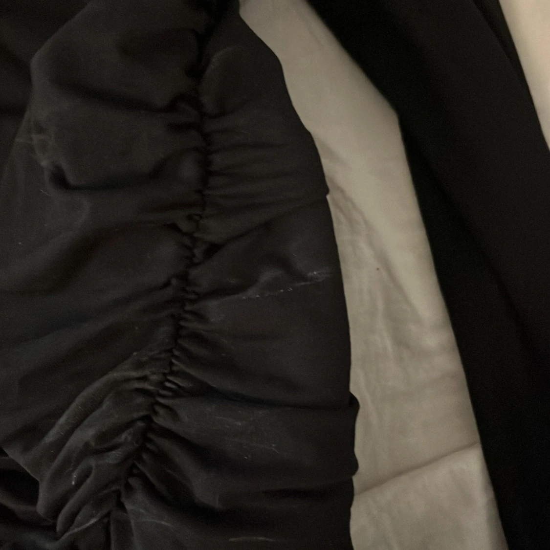 Svart långärmad topp från Gina Tricot - 3