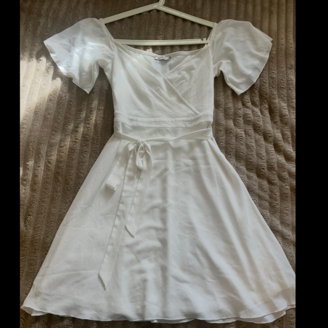 Vit klänning från NLY One