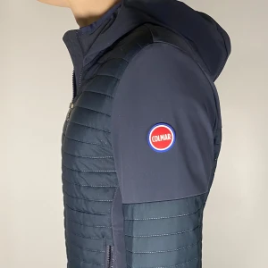 Colmar cardigan - En riktig snygg och trendig Colmar cardigan i fint skick, storlek M, vid frågor är de bara att skriva // Gramenti 