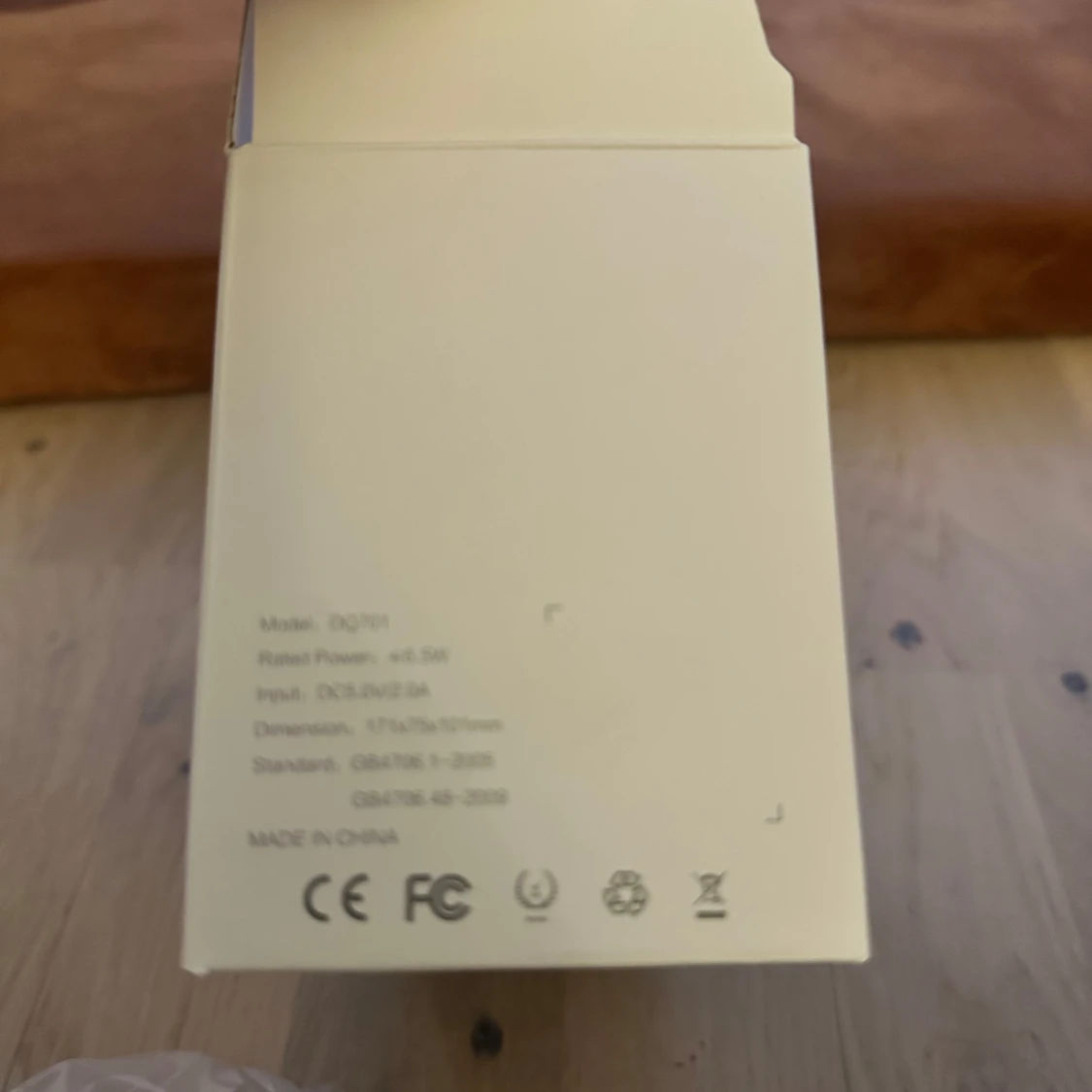 Vit aromadiffusor multifunktionell luftfuktare  - 1