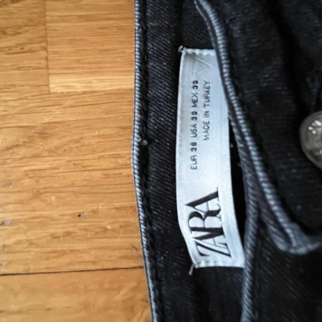 Svarta jeans från zara  - 2