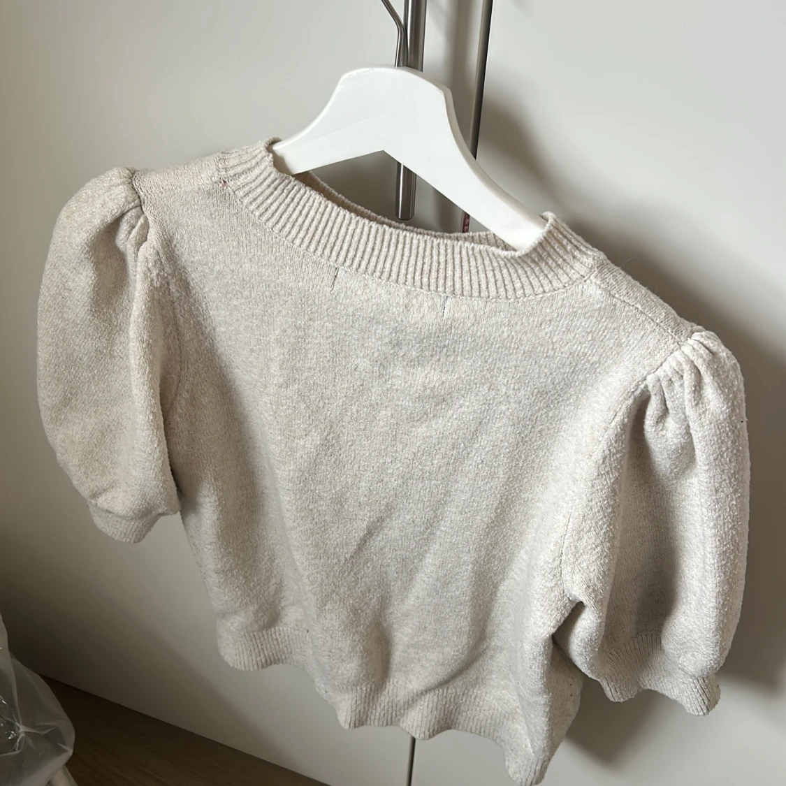 Beige tröja från Vero Moda - 1