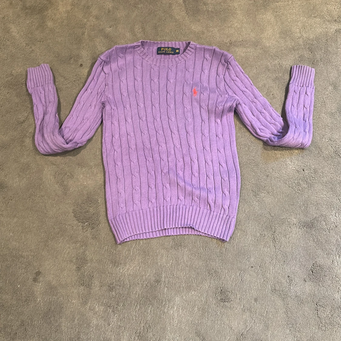 Lila stickad tröja från Ralph Lauren