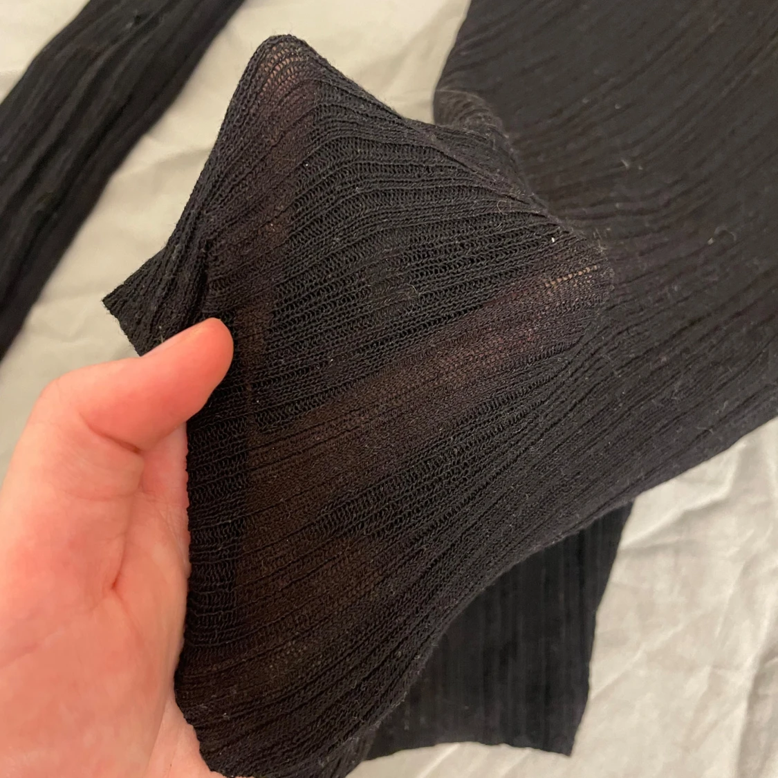 Svart ribbad tröja från BikBok - 2