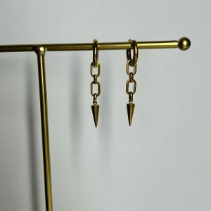 Nitörhängen  - Handgjorda nitörhängen i rostfritt stål. Fast pris satt efter materialkostnader och tillverkning. Köp gärna via köp nu. Kvar tills markerad såld.