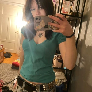 Blå tröja❤️ - Super söt blå tröja med V rigning❤️den är super fin blå färg❤️