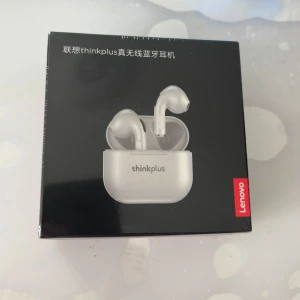 Lenovo  trådlösa hörlurar - Lenovo think plus trådlösa hörlurar helt oanvända och plasten på produkten är kvar. Trådlösa Bluetooth  Funkar väldigt bra för er som gillar musik