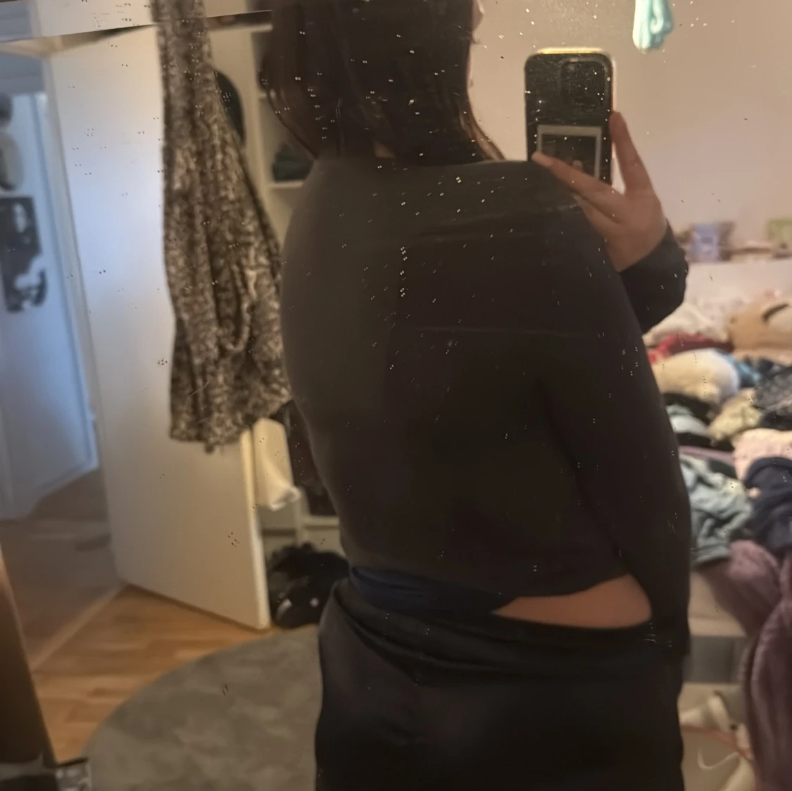 Svart långärmad topp - 1