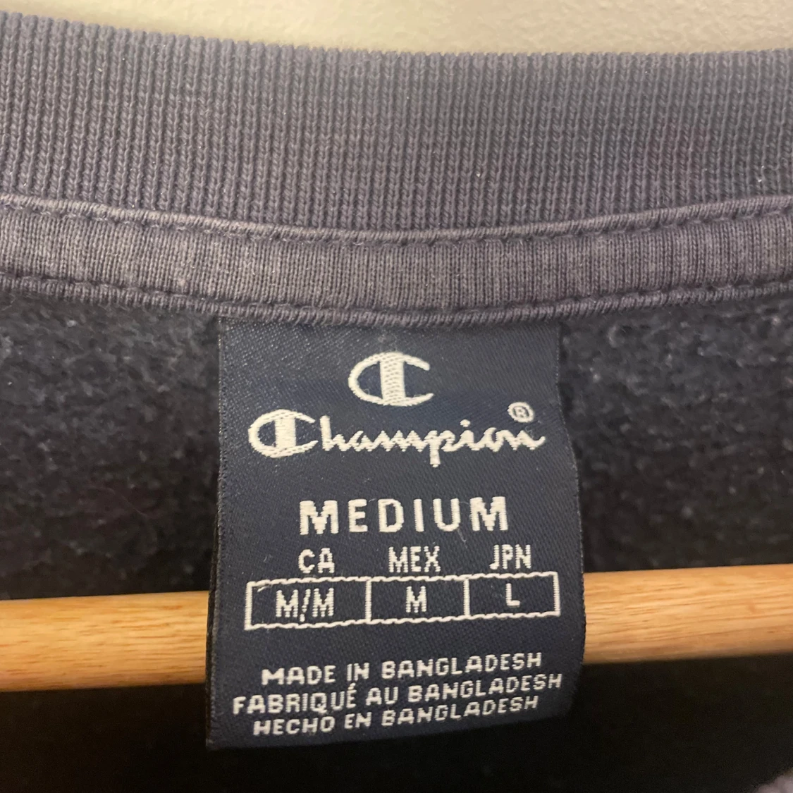 Mörkblå sweatshirt - Champion - 2