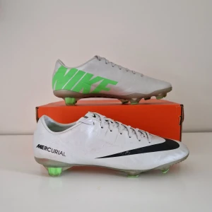 Fotbollsskor  - Nike mercurial vapor 9 pro, mycket bra skick, skorna är bara använda några gånger, skriv vid intresse, pris går att diskutera 