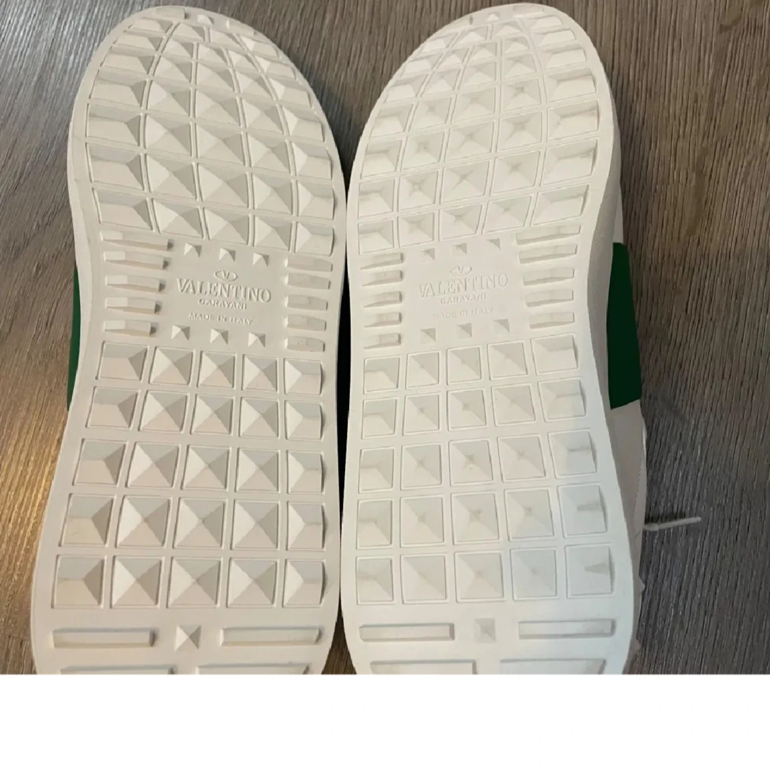 Valentino Garavani Open sneakers med grön detalj - 3