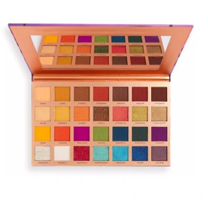 X Tammi Tropical Twilight Shadow Palette - säljer för 120kr original pris är 309kr paletten kommer med 28 färger och de är väldigt pigmenterade. den är använd men i bra skick med mycket produkt kvar då endast använt från paletten under 4 smink tillfällen.