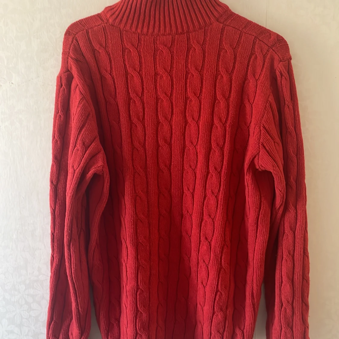 Röd stickad tröja från Denim Culture - 2