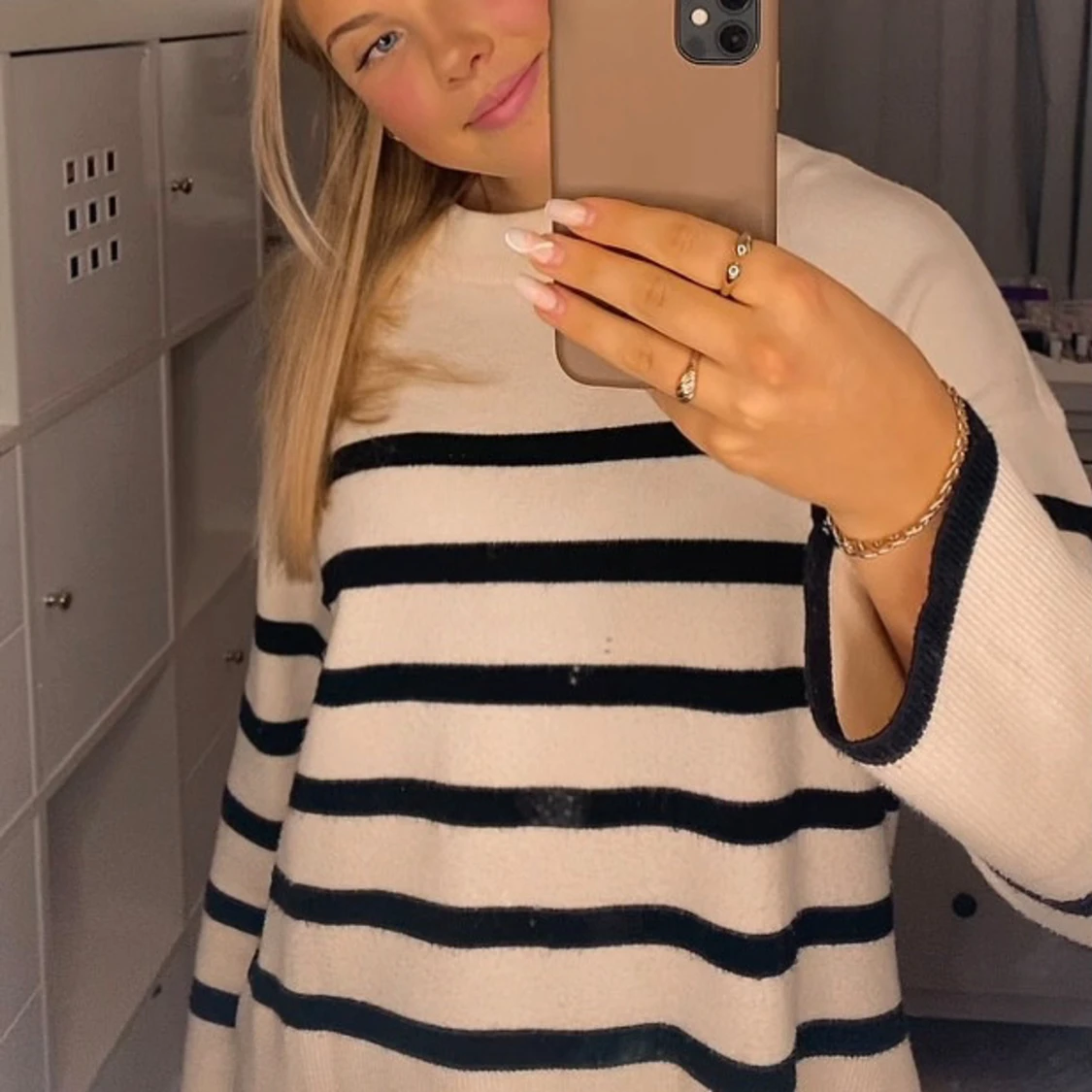 Svart vit stickad tröja - 2