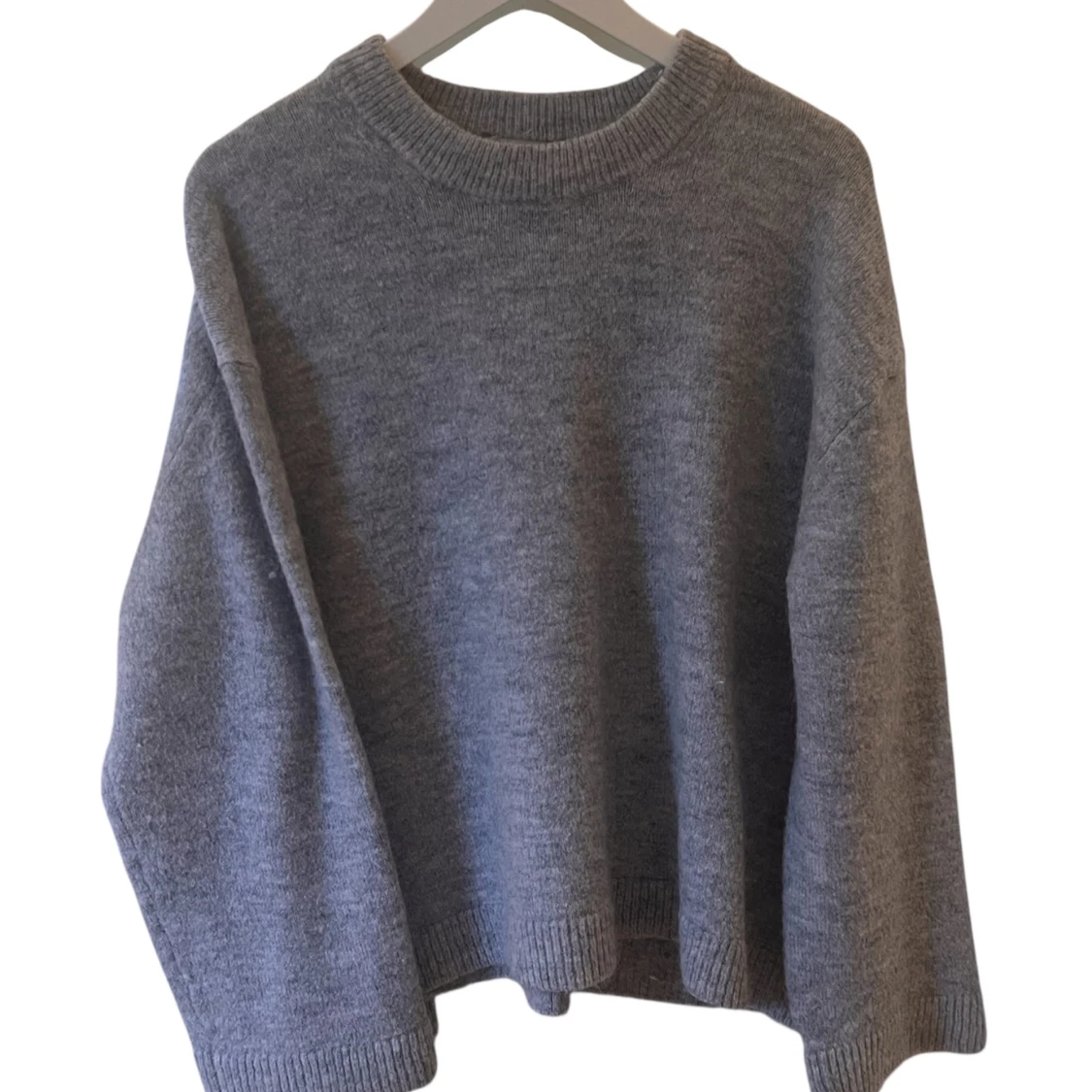 Grå finstickad Gina tricot tröja - 1