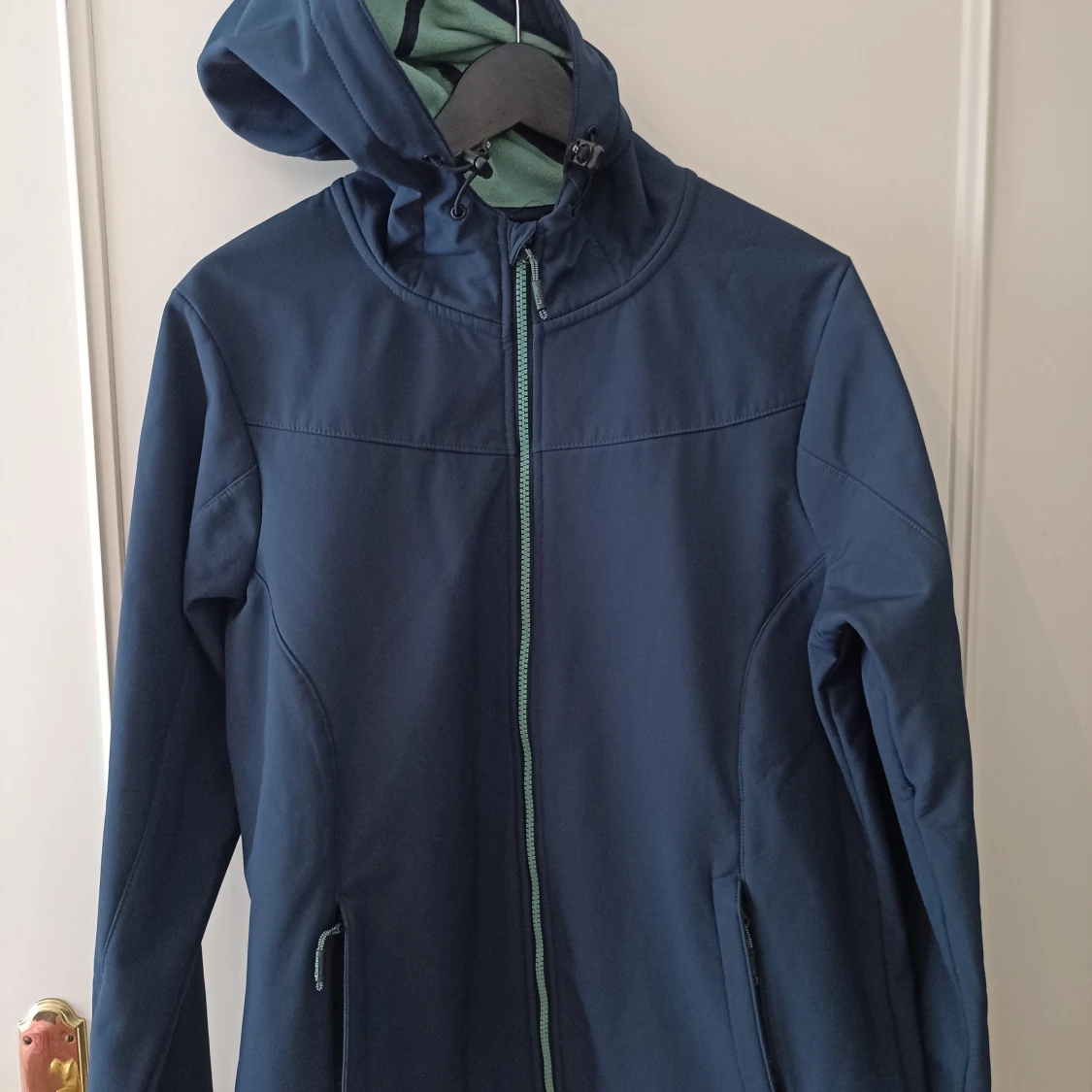 Blå vindjacka från Killtec med huva - 3