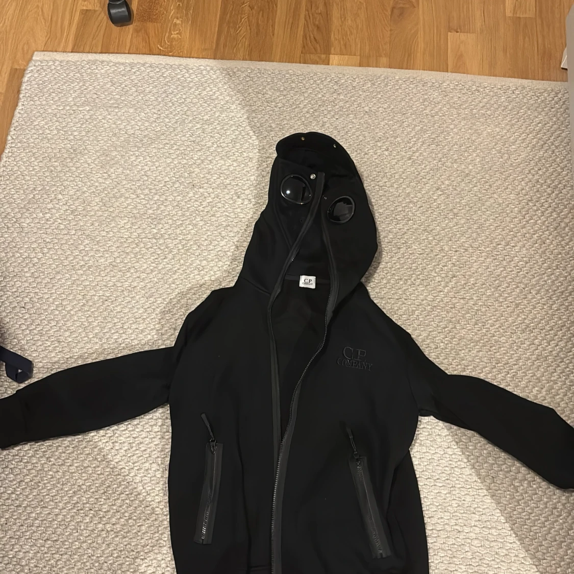 Svart kofta från C.P. Company