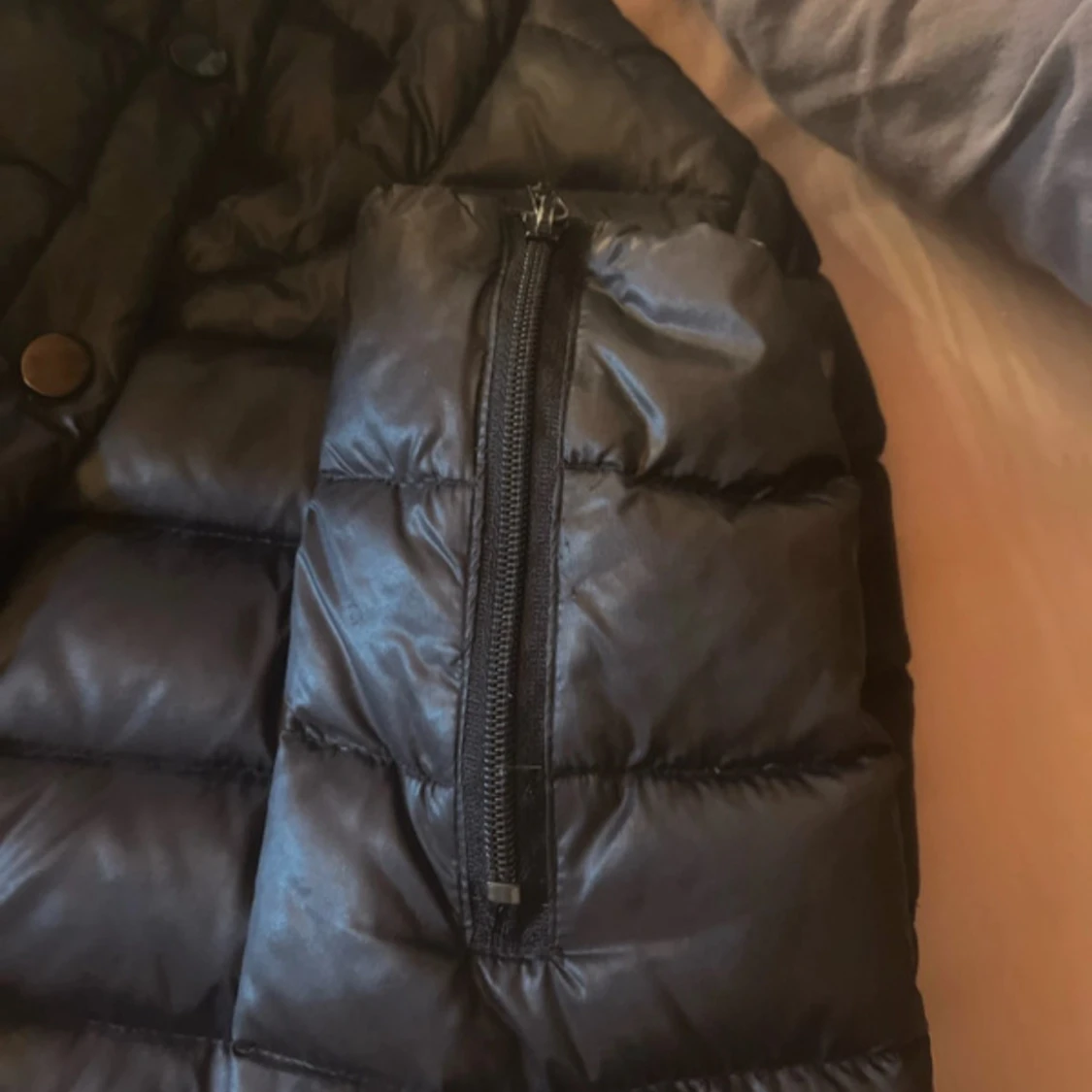 Svart dunjacka Holly & Whyte XS - 3