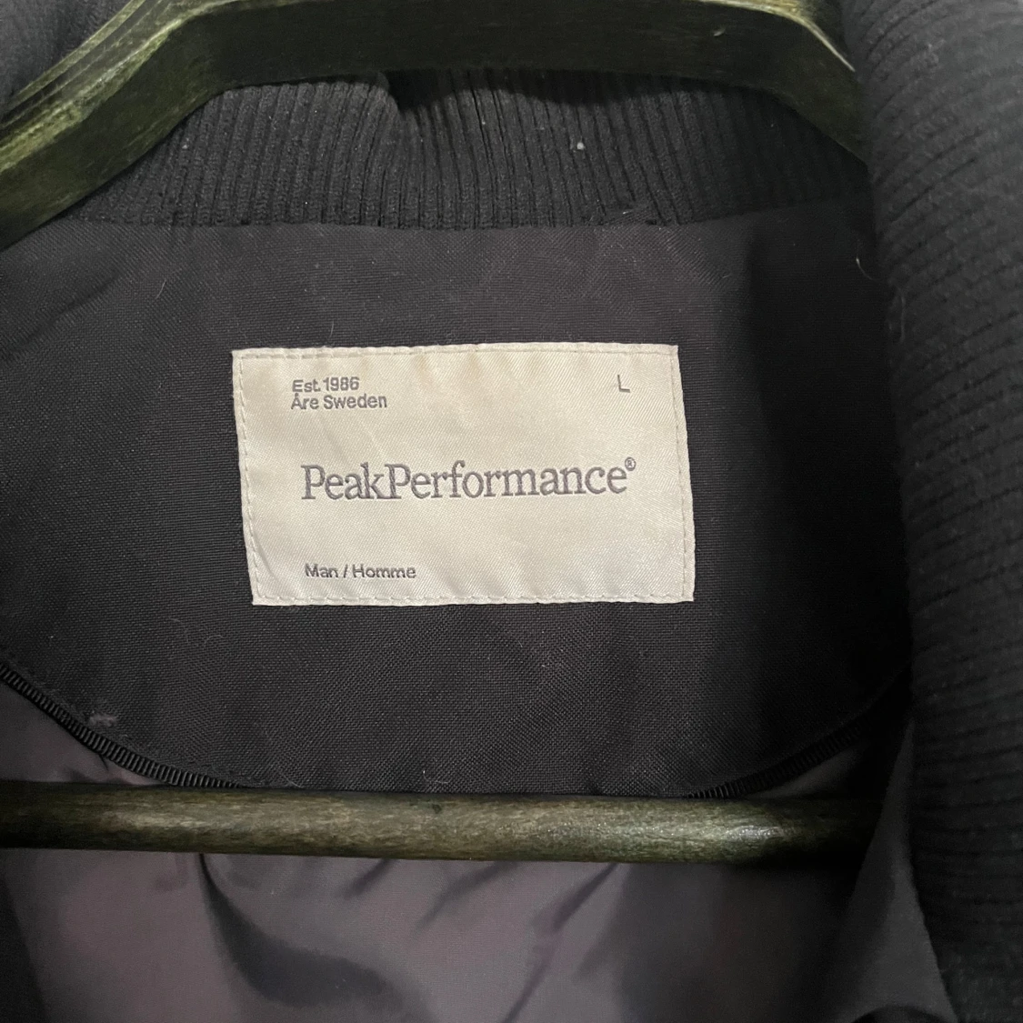 Svart jacka Peak Performance  - 2