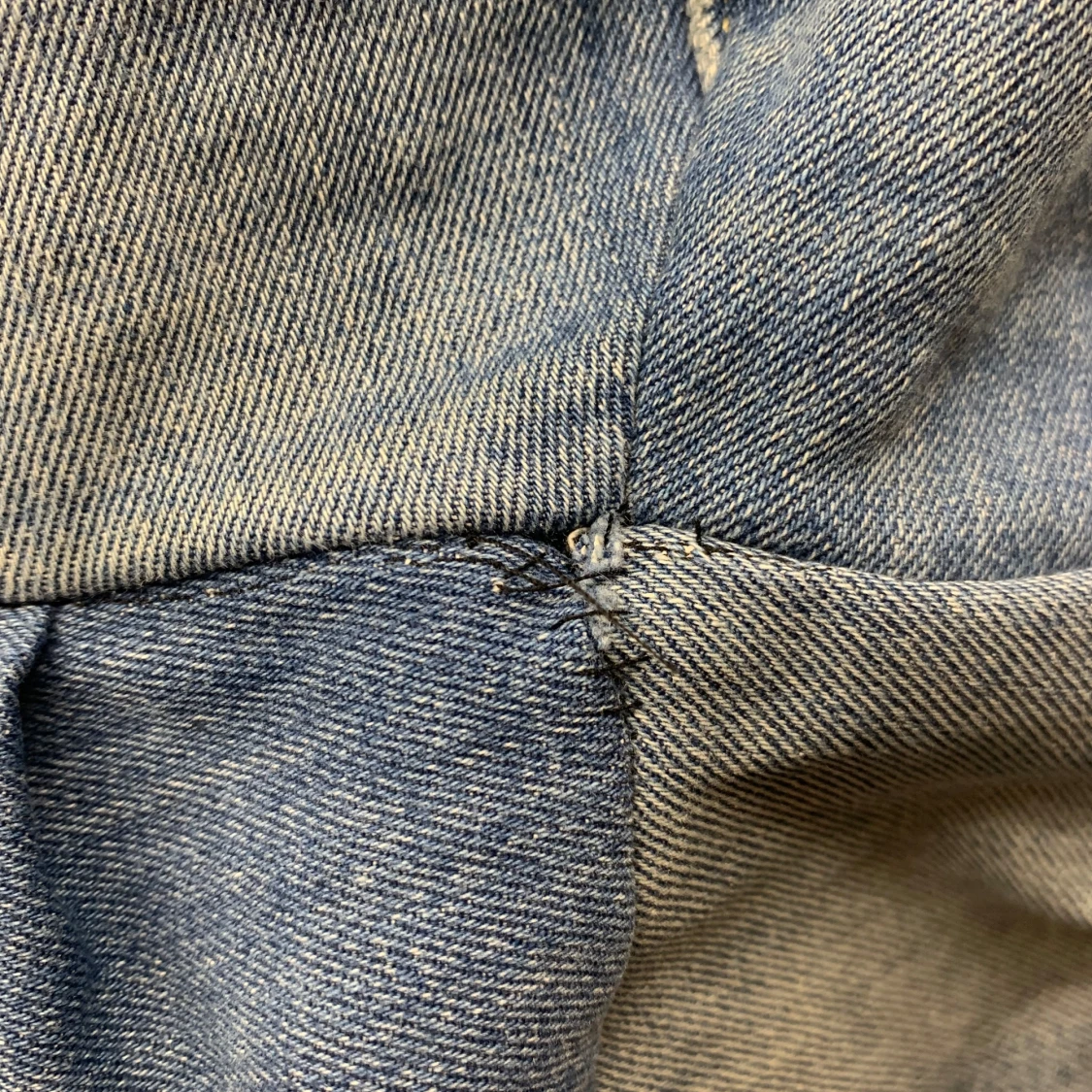 Jeanskjol med volang från Levi's - 2