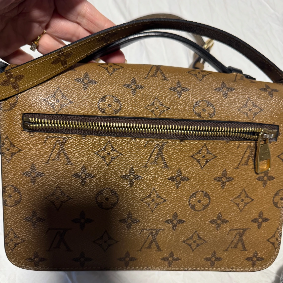 Louis Vuitton monogram axelväska - 1
