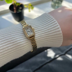 Klocka från Ur&penn - I bra skick🤩 Går att justera den hos ur&penn ifall den är för stor! Det är gratis att göra❤️Hör av er vid frågor