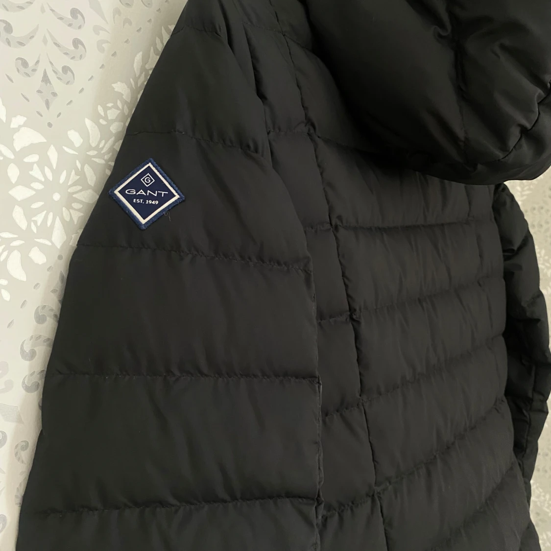 Svart dunjacka från Gant med  - 3